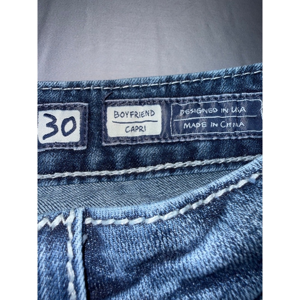 Miss Me Boyfriend Capri Jeans Medium Wash Distressed Embellished Size 30 - Picture 6 of 10